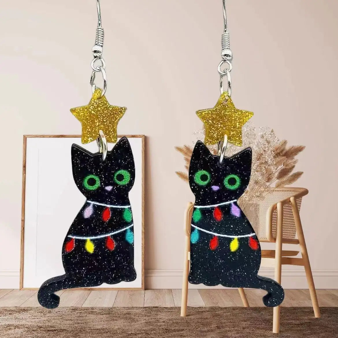 Ladies' fashionable cat design with cute earrings suitable for daily wear, gatherings, and holiday gifts