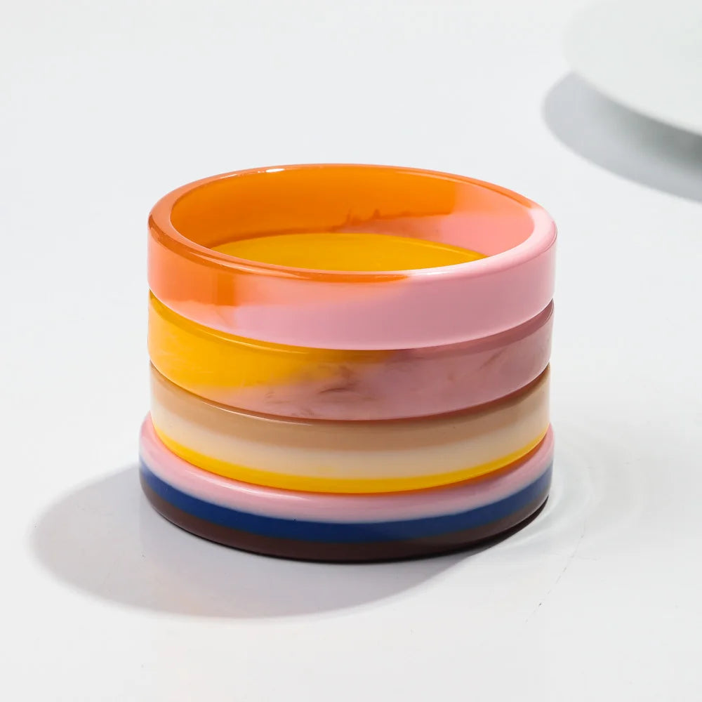 New Resin Gradient Bangles Bracelets for Girls Boho Acrylic Round Wide Cuff Bangles 2024 Jewelry Gifts