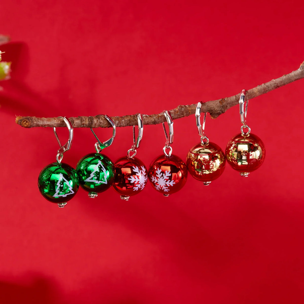 3 Pairs/Set Creative Acrylic Ball Hoop Earrings for Women Christmas Printing Snowflake Bell Ball Dangle Earring New Year Jewelry